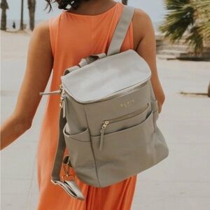 ELKIE & Co “The Capri” Gray Backpack Diaper Bag w Gold Accents